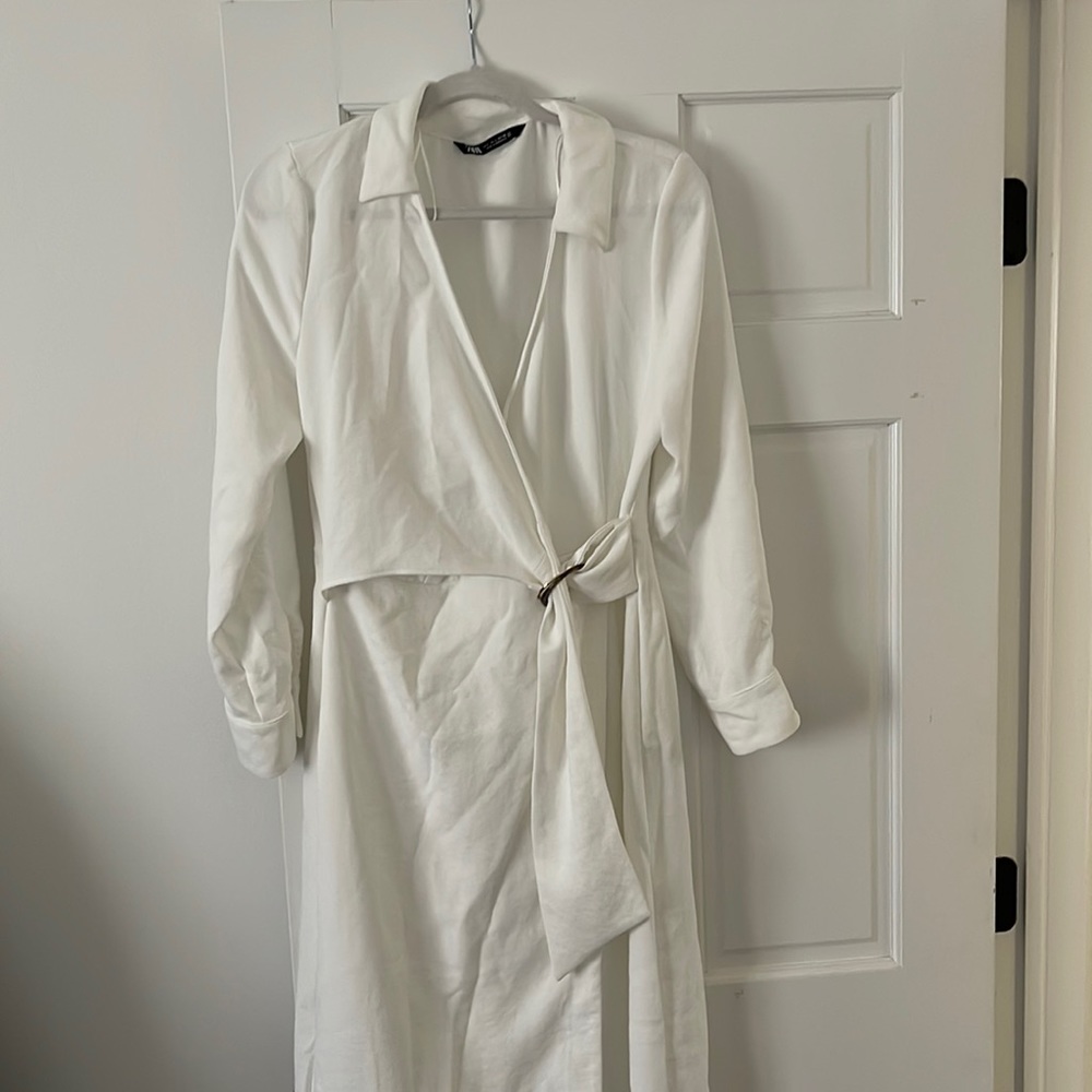 Zara white dress side buckle